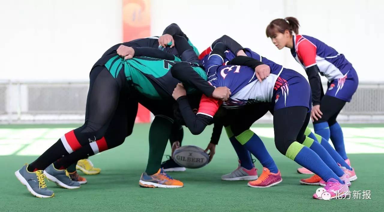 开云中国网站-橄榄球大奖赛掀起高潮，中原巨龙队淘汰对手岭南迅豹队，战至最后一刻——黑马成最大惊喜的简单介绍