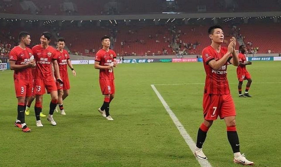 开云中国网站-里程碑夜本菲卡扳平良机；亚冠清晨刷纪录；赛场秩序良好；纪律约束更严格(横河驱动器说明书)